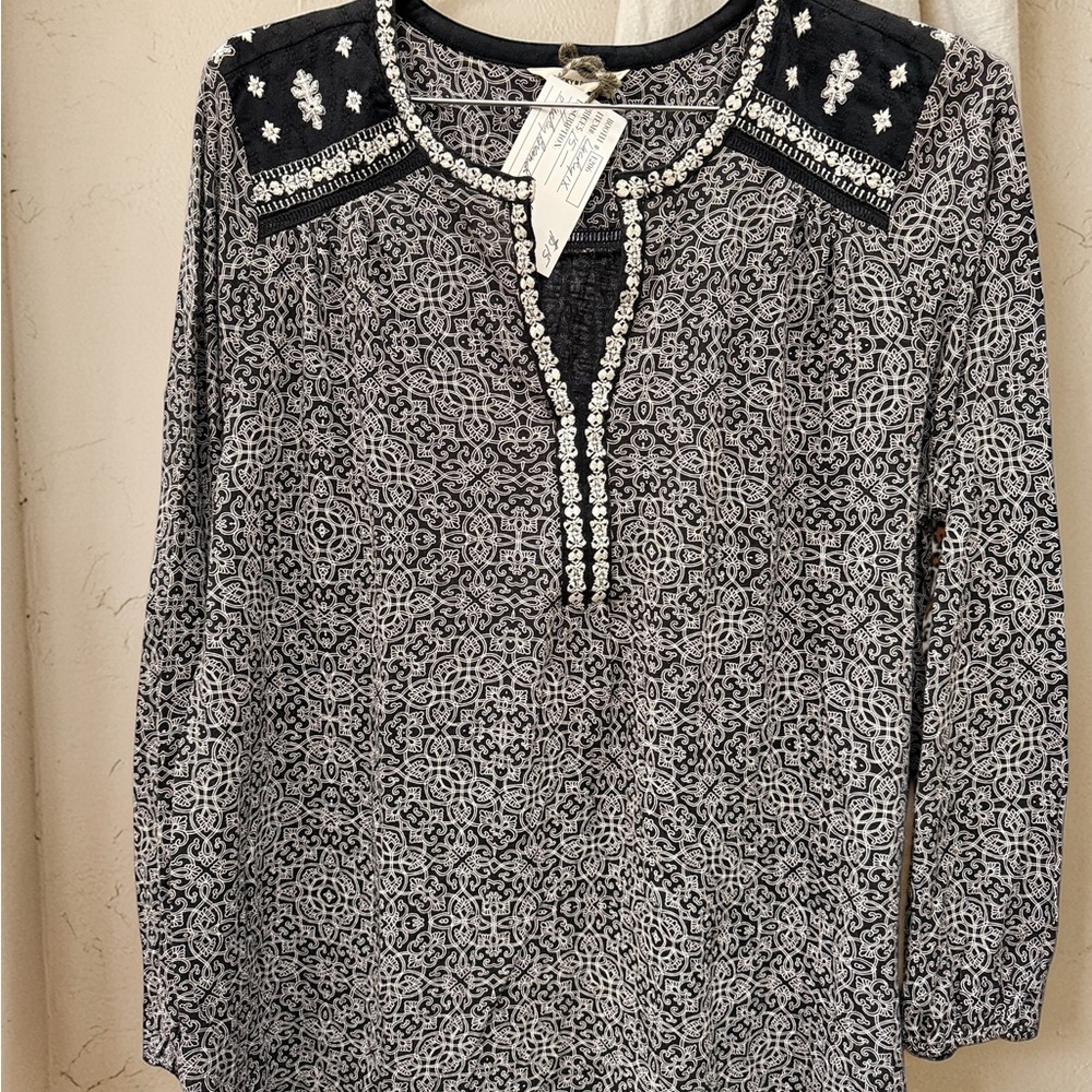 Lucky Brand Black & White Embellished Printed Tunic